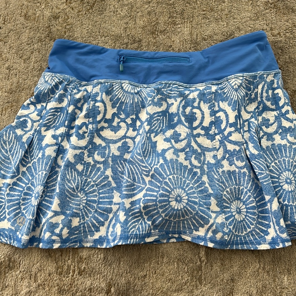 Lululemon Blue Floral Skirt size 4 - Picture 5 of 7